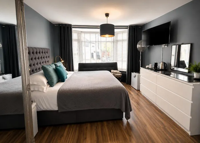 Skyline Guesthouse Newquay 